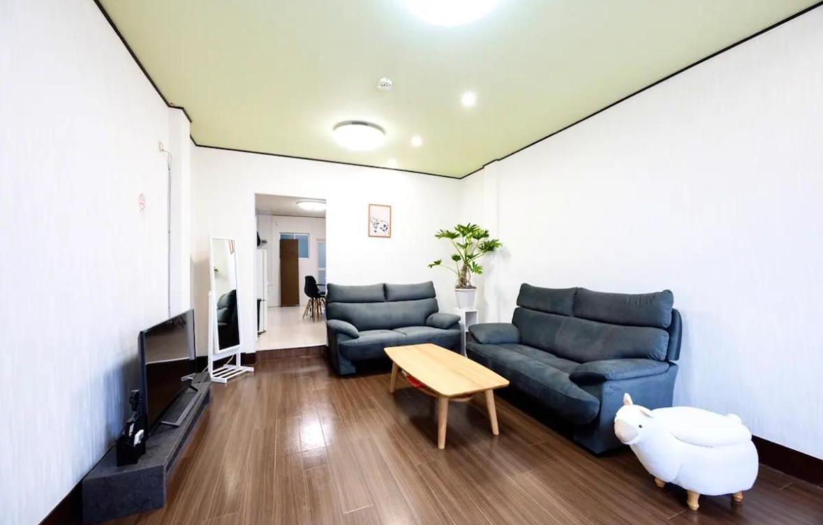 Memories Trip 鶴橋 一軒家丸々貸切 最大12名宿泊可能 大阪市